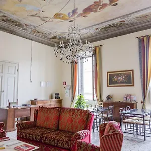 2* Pensión San Frediano Mansion