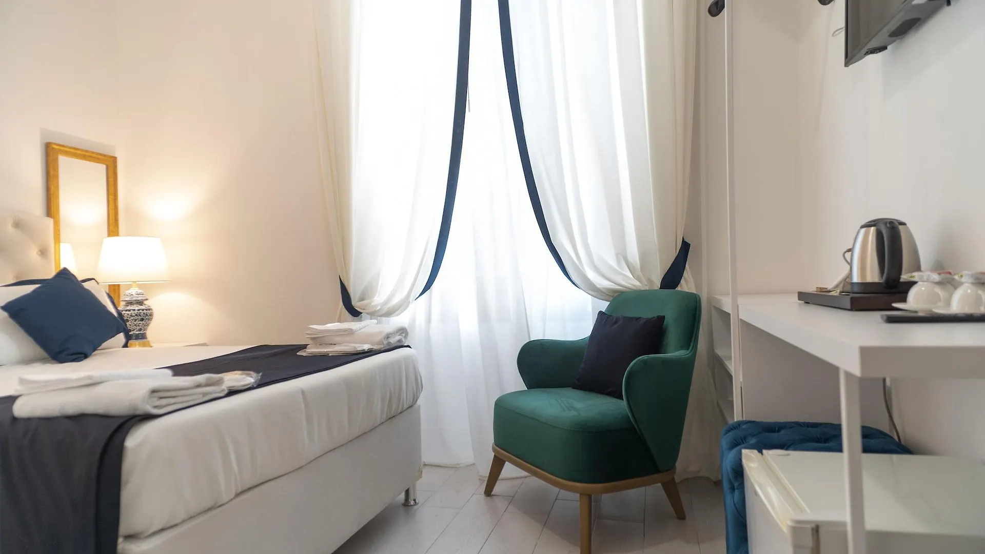 *** Nocleg ze śniadaniem B&B La Residenza Di Michelangelo Florencja Włochy