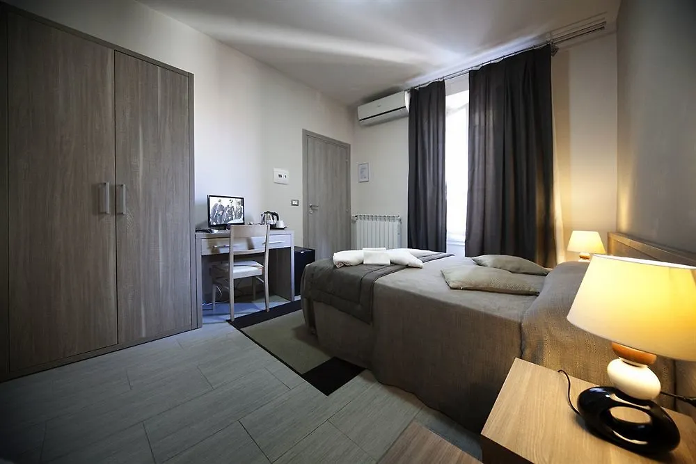 B&B La Residenza Di Michelangelo Florencja 3*,